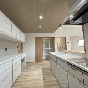 スマート建築によるモデルハウス01_キッチン