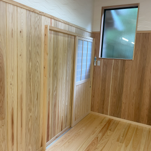 スマート建築による納骨堂_出入口