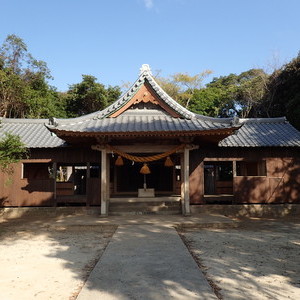 倒壊寸前の御霊社大改修